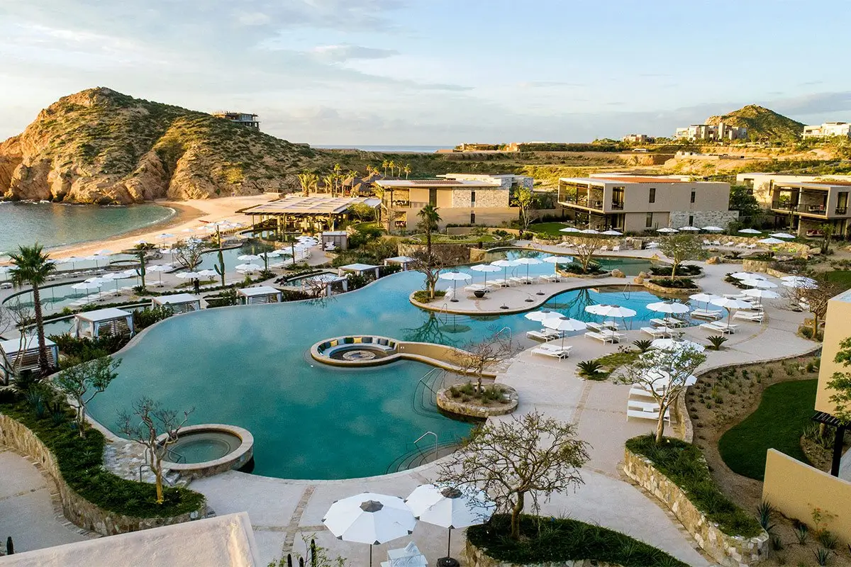 Modern Homes in Cabo Channel