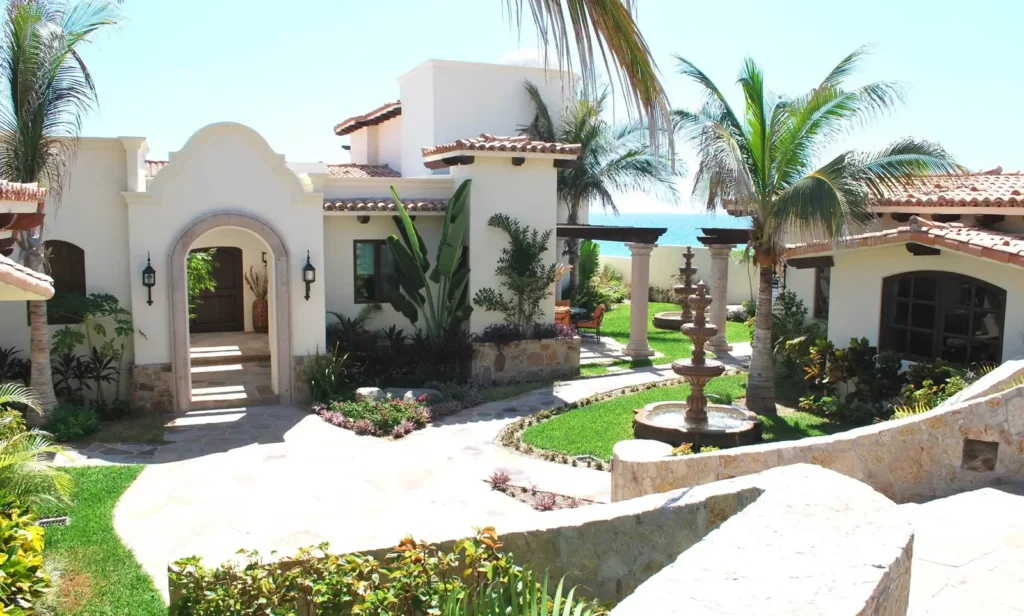 Ultra-Luxury Homes in Cabo Channel