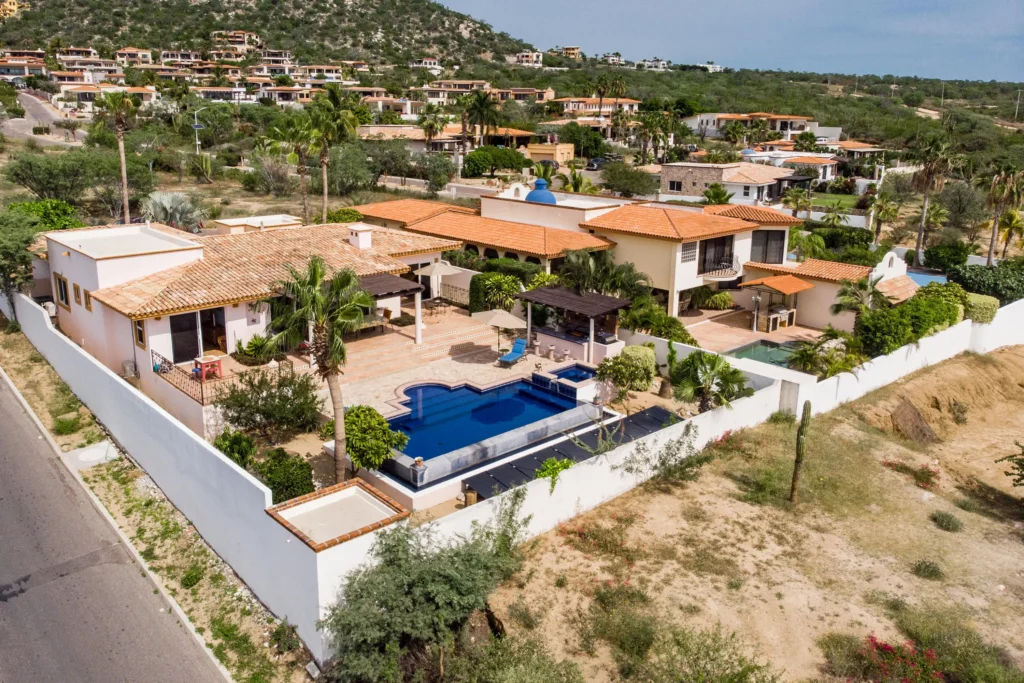 Ultra-Luxury Homes in Cabo Channel