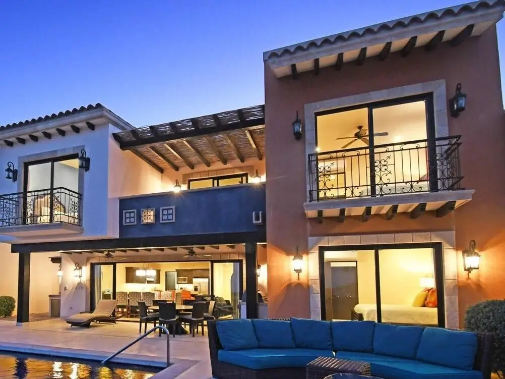 Estates Investment in Cabo Channel