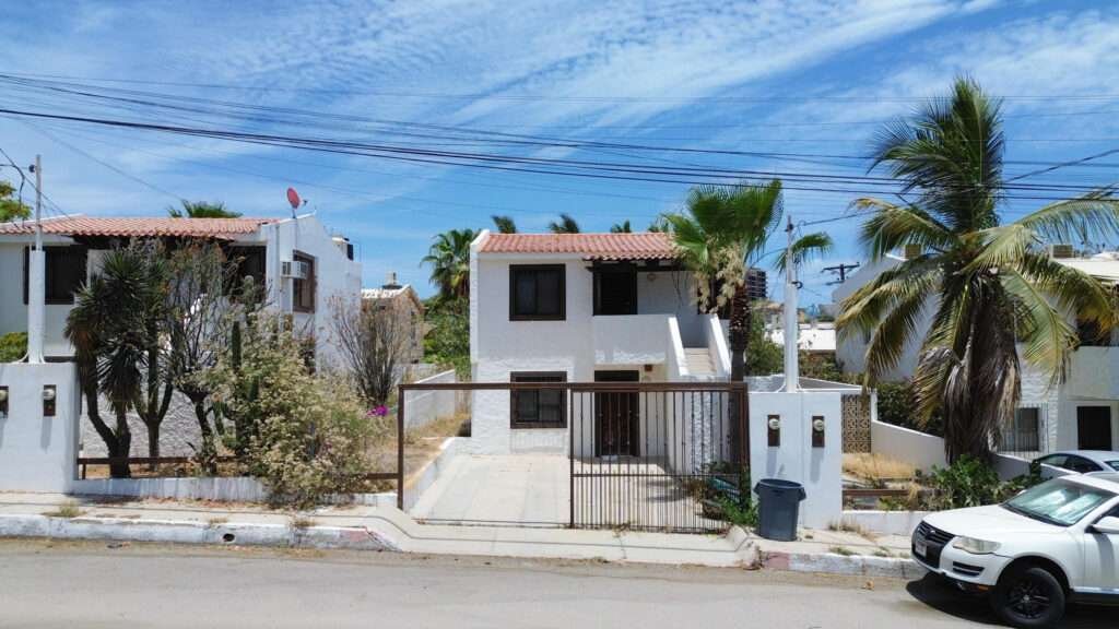 Los Cabos Punta Arena This beautiful home is located on a quiet culdesac with – 2 Malvarrosa, San Jose del Cabo, BS