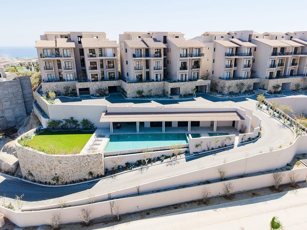 Los Cabos Solaria Solaria D-201 combines modern design, comfort, and sweeping for sale