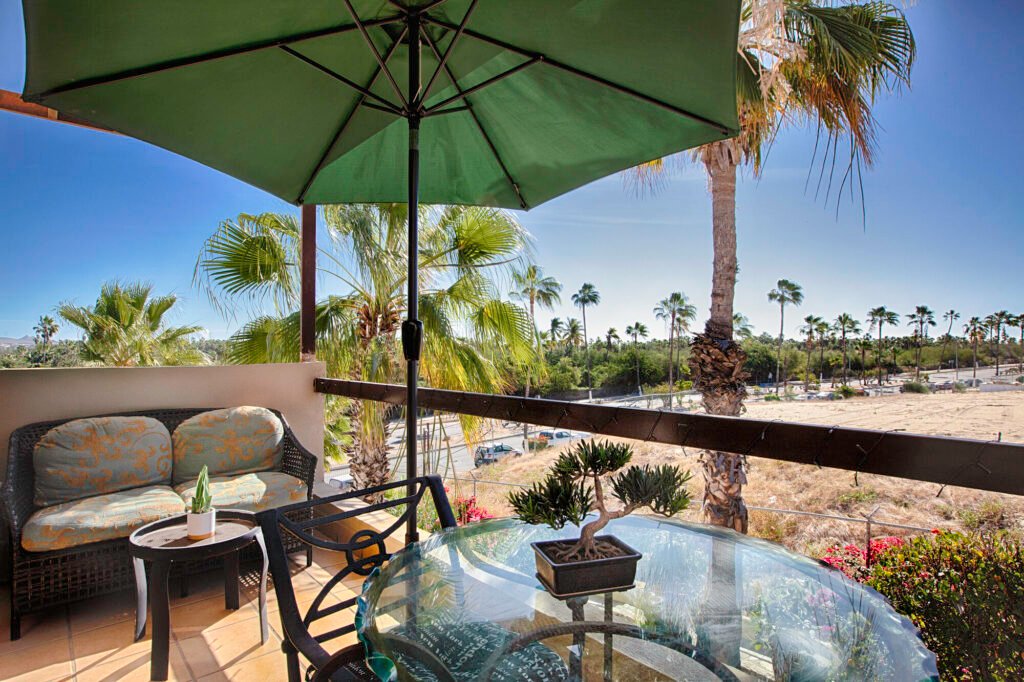 Los Cabos Laguna Vista This beautifully appointed two-bedroom, two-bathroom second floor condo is perfectly situated in a prime location overlooking the Vidanta Golf Course. Located in the highly desirable Laguna Vista community, residents enjoy 24/7 security, excellent maintenance, and a stunning swimming pool surrounded by lush landscaping. Just a short walk to San Jose del Cabo's charming downtown, you'll have easy access to renowned restaurants, boutique shopping and the popular Thursday Art Walk. The beach is also within walking distance, and for nature lovers and bird watchers, the San Jose estuary is conveniently located right across the street. This condo is fully furnished and move-in ready, making it ideal as a full-time residence, vacation home or investment property. – Laguna Vista, San Jose del Cabo, San Jose del Cabo, BS
