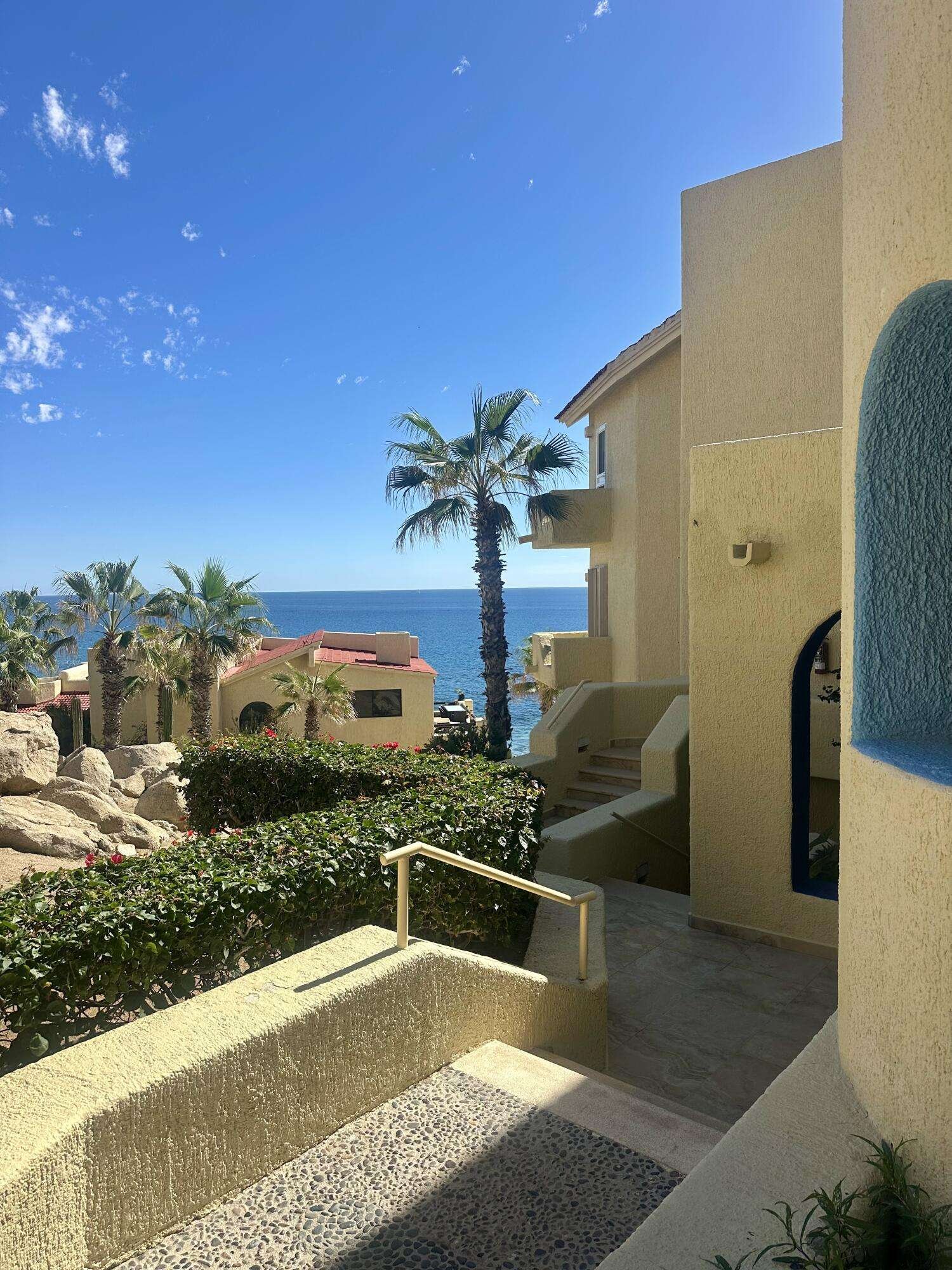 Los Cabos Hd Iii PRICED TO SELL!Featuring stunning 2-bedroom, 2-bathroom condo, located in the heart of Cabo San Lucas, offering excellent investment value and more than just a place to live; it's your own piece of paradise.Bright and comfortable, the condo is on the 3rd floor and includes a well-equipped kitchen, completely furnished interiors, 1 assigned parking space, and elevator access. Enjoy beautiful marina for sale