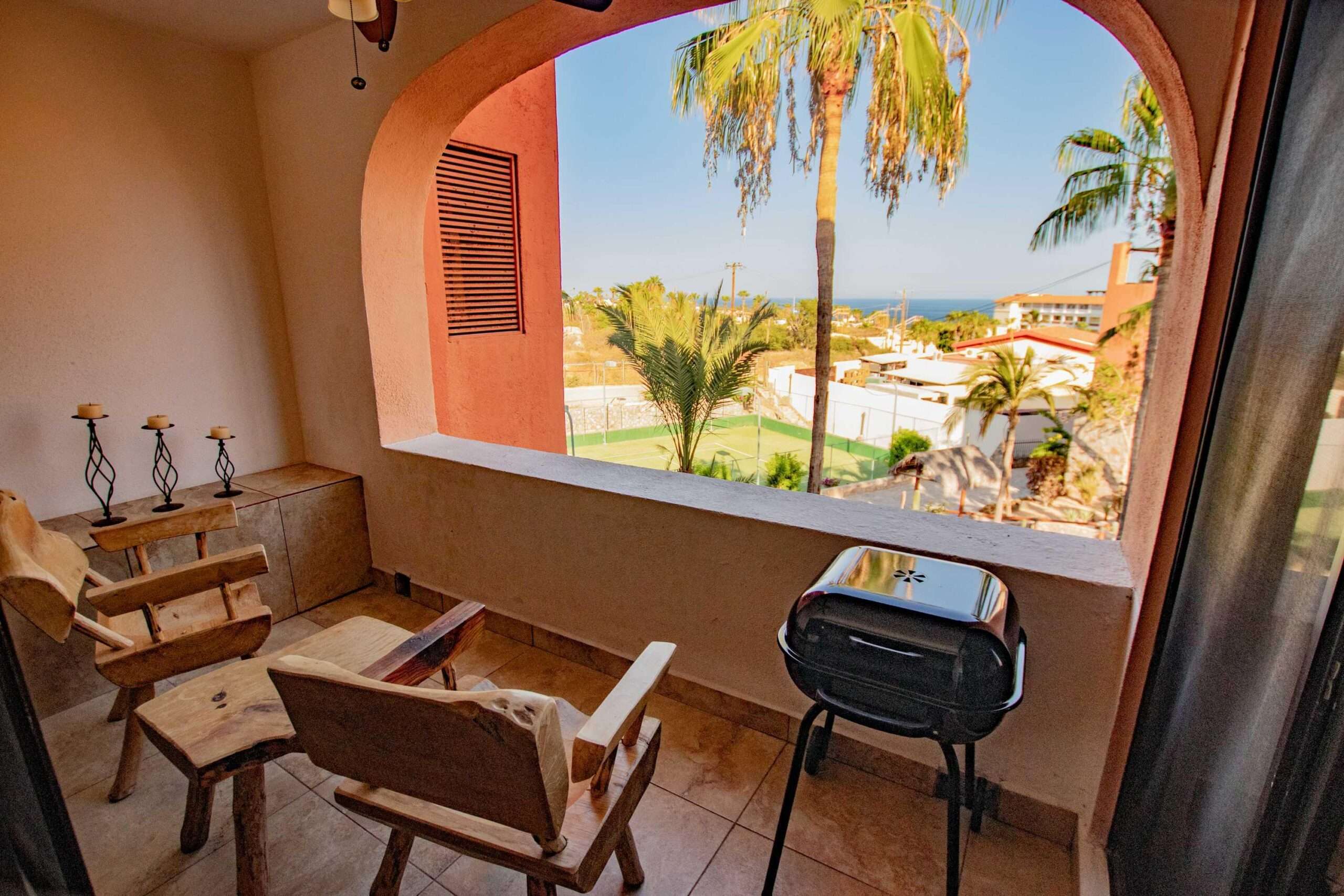 Los Cabos Plaza Calafia Discover your own slice of paradise. One of the few beachside complexes in Cabo San Lucas. This charming condo is perfectly situated just steps away from a beautiful swimmable beach, offering the ultimate blend of relaxation and convenience.Enjoy the ocean for sale