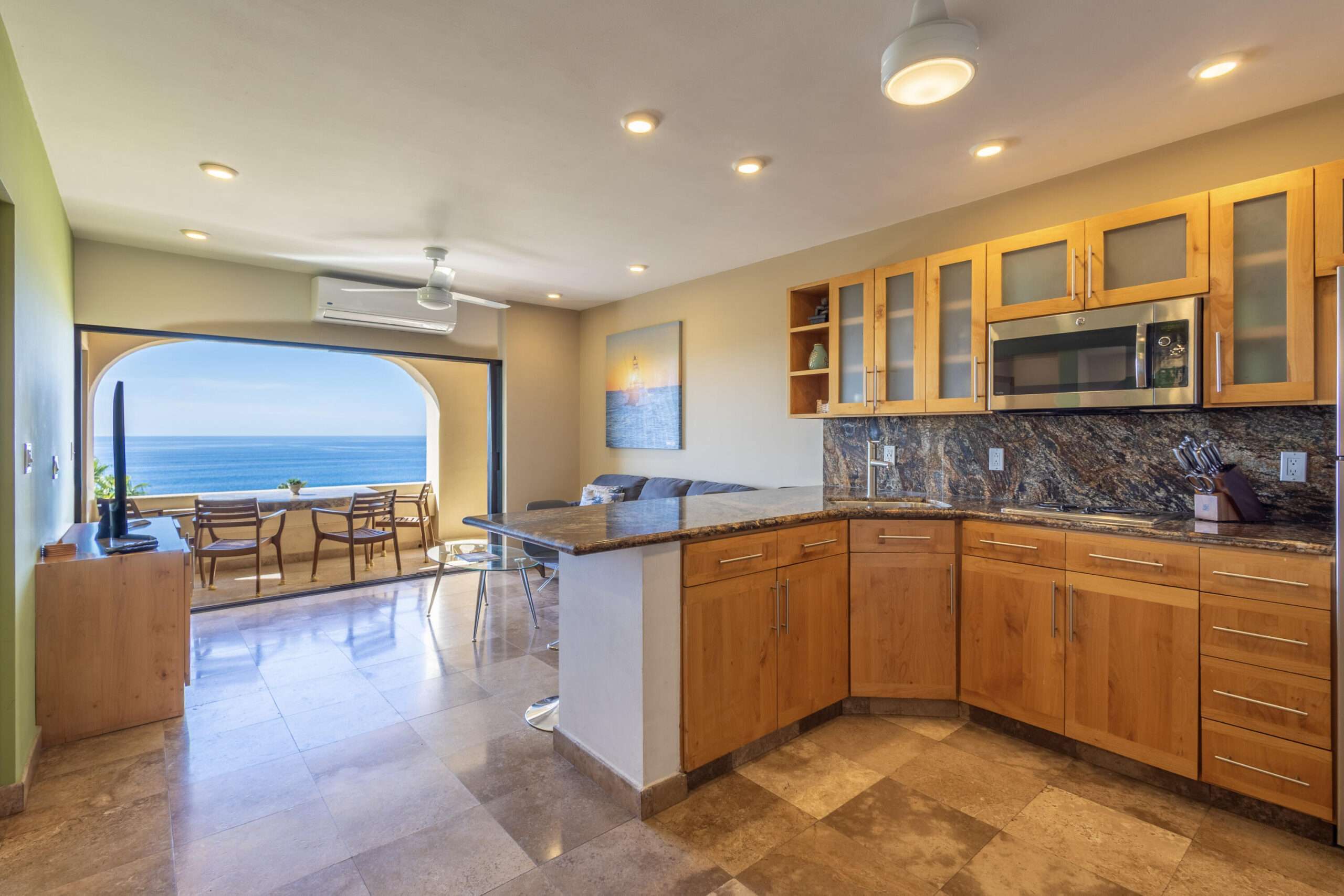 Los Cabos Hd Iii PRICED TO SELL!Featuring stunning 2-bedroom, 2-bathroom condo, located in the heart of Cabo San Lucas, offering excellent investment value and more than just a place to live; it's your own piece of paradise.Bright and comfortable, the condo is on the 3rd floor and includes a well-equipped kitchen, completely furnished interiors, 1 assigned parking space, and elevator access. Enjoy beautiful marina for sale
