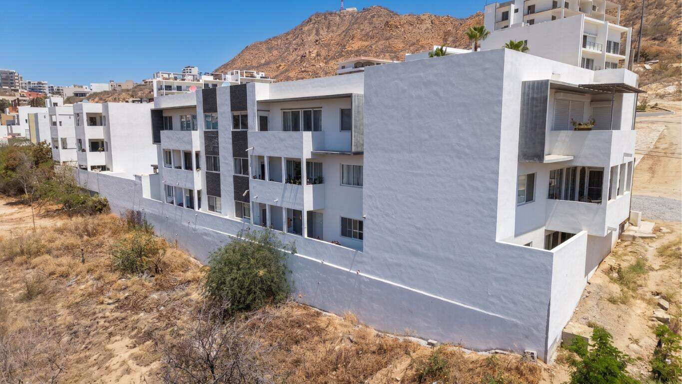 Los Cabos Lienzo Charro Condo for Sale at Torre Serena | Sunset, Cabo San LucasExcellent investment opportunity in Torre Serena, a residential community located in the area known as Sunset, in Cabo San Lucas, Baja California Sur.This second-level condo offers 102 m² of construction, featuring 3 bedrooms, 2 full bathrooms, living area, dining area, and a functional kitchen. It is sold furnished and ready to move in or generate income through long-term or vacation rentals.The property includes 1 assigned parking space, and the community offers controlled access with an electric gate for added privacy and security.Price: for sale