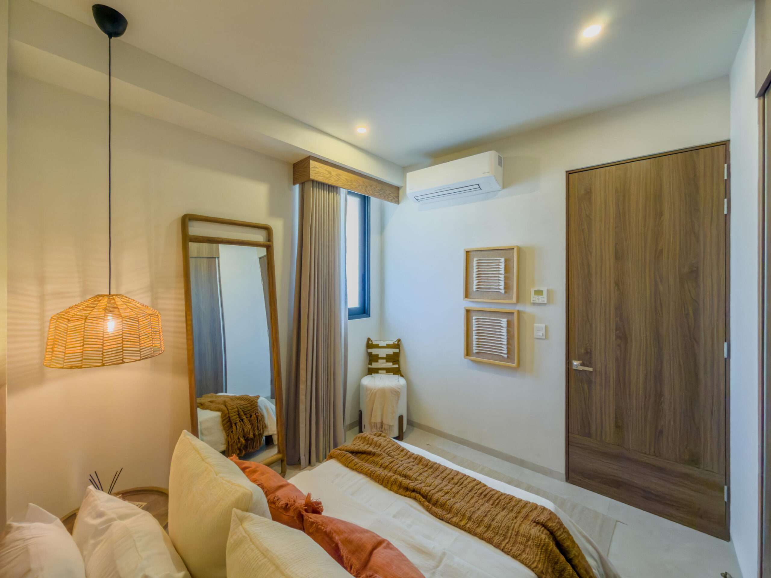Los Cabos Santarena Priced to sell, Santarena is one of the best value opportunities in San José del Cabo. Brand-new residences on the ocean side of the highway with protected Sea of Cortez for sale