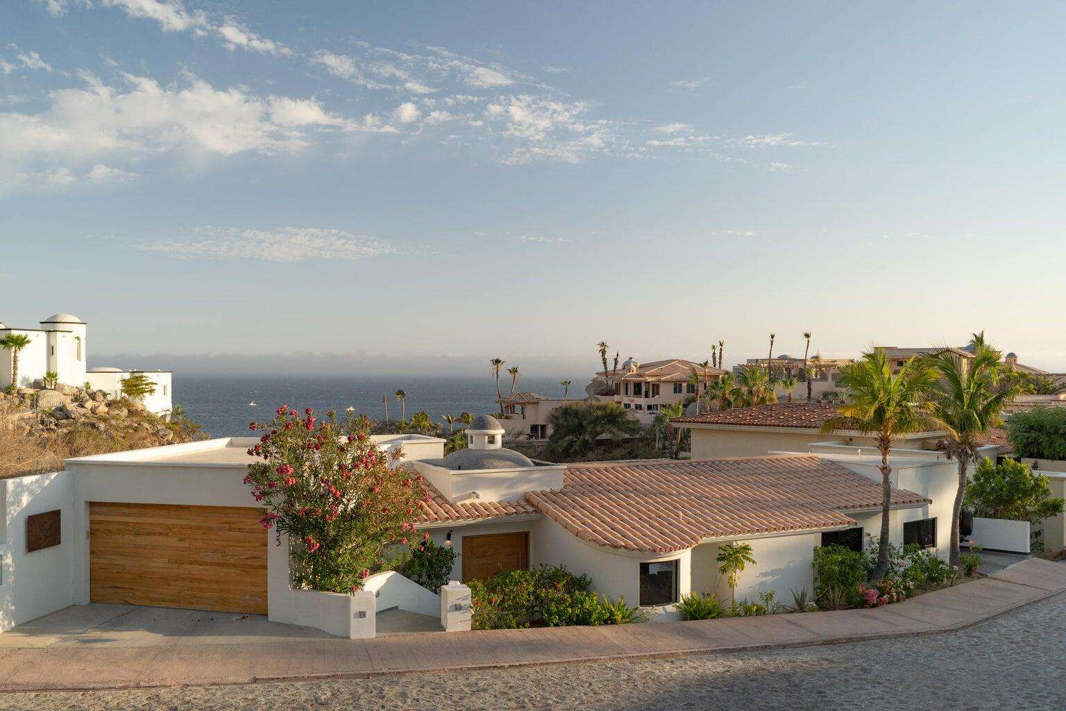 Los Cabos Pedregal Csl BEST VALUE HOME IN PEDREGAL. Positioned high in the prestigious gated community, Casa Nido del Mar captures the essence of luxury coastal living with sweeping Pacific Ocean for sale