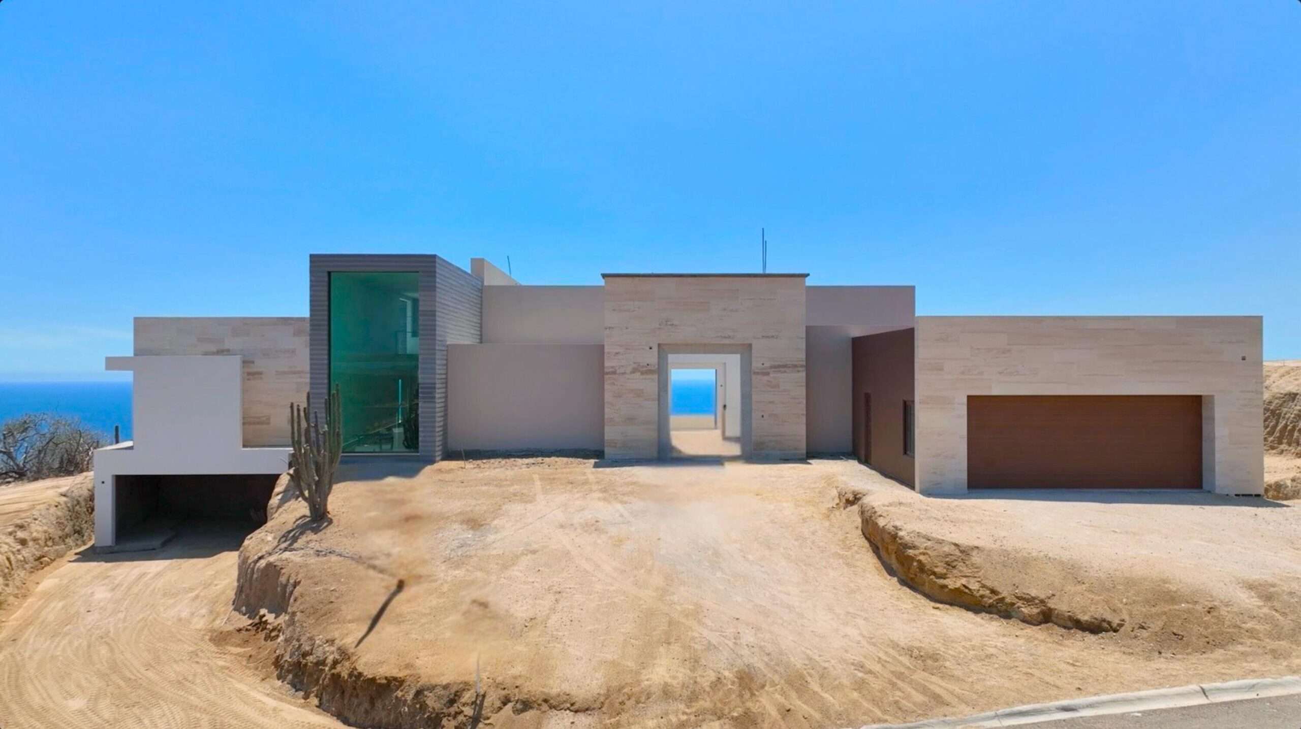 Los Cabos El Tule-Inland:General Rare investor opportunity in the San José Corridor. 2 luxury residences fully completed and move-in ready. 8 additional units with land secured and full blueprints in place -- ready to build to buyer's vision. At for sale