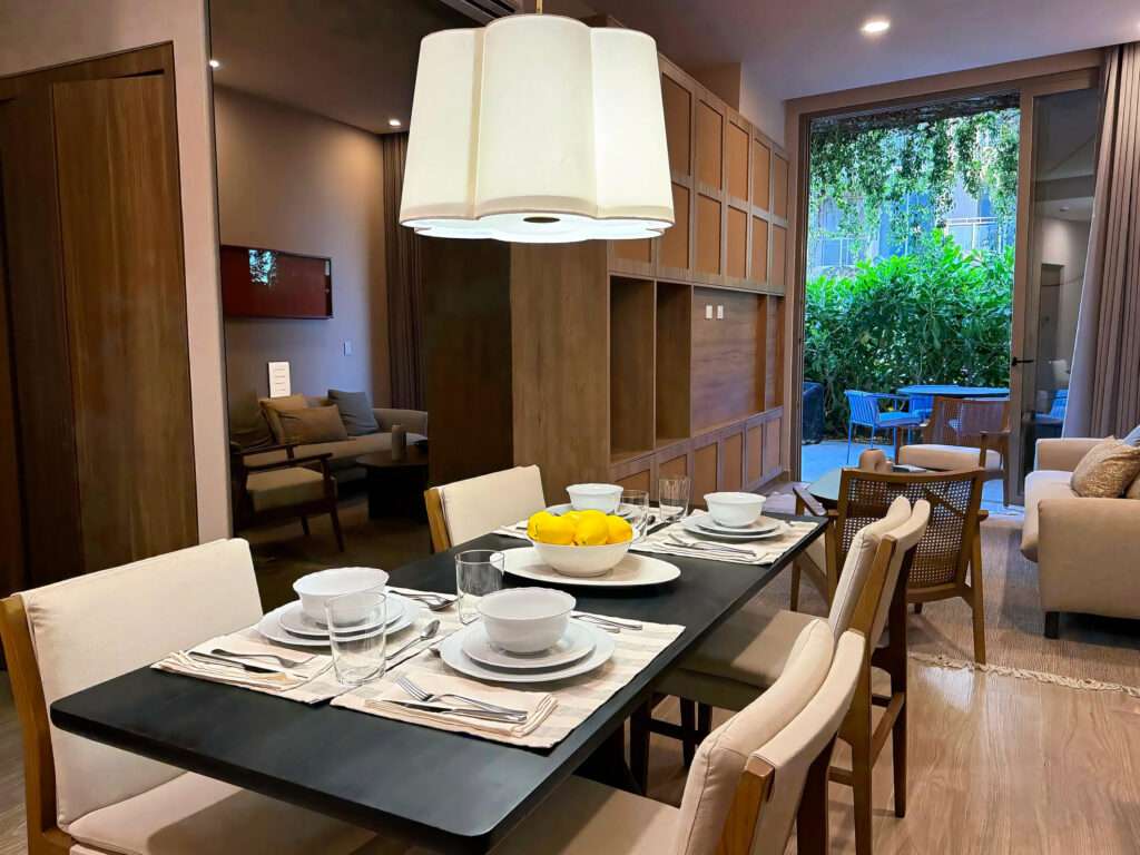 Los Cabos Las Arenas Welcome to your own private tropical retreat!This beautifully furnished **ground-floor 2-bedroom condo** is completely turnkey and comes with everything you see in the – 2bd Unit walk out to Pool, Cabo Corridor, Cabo Corridor, BS