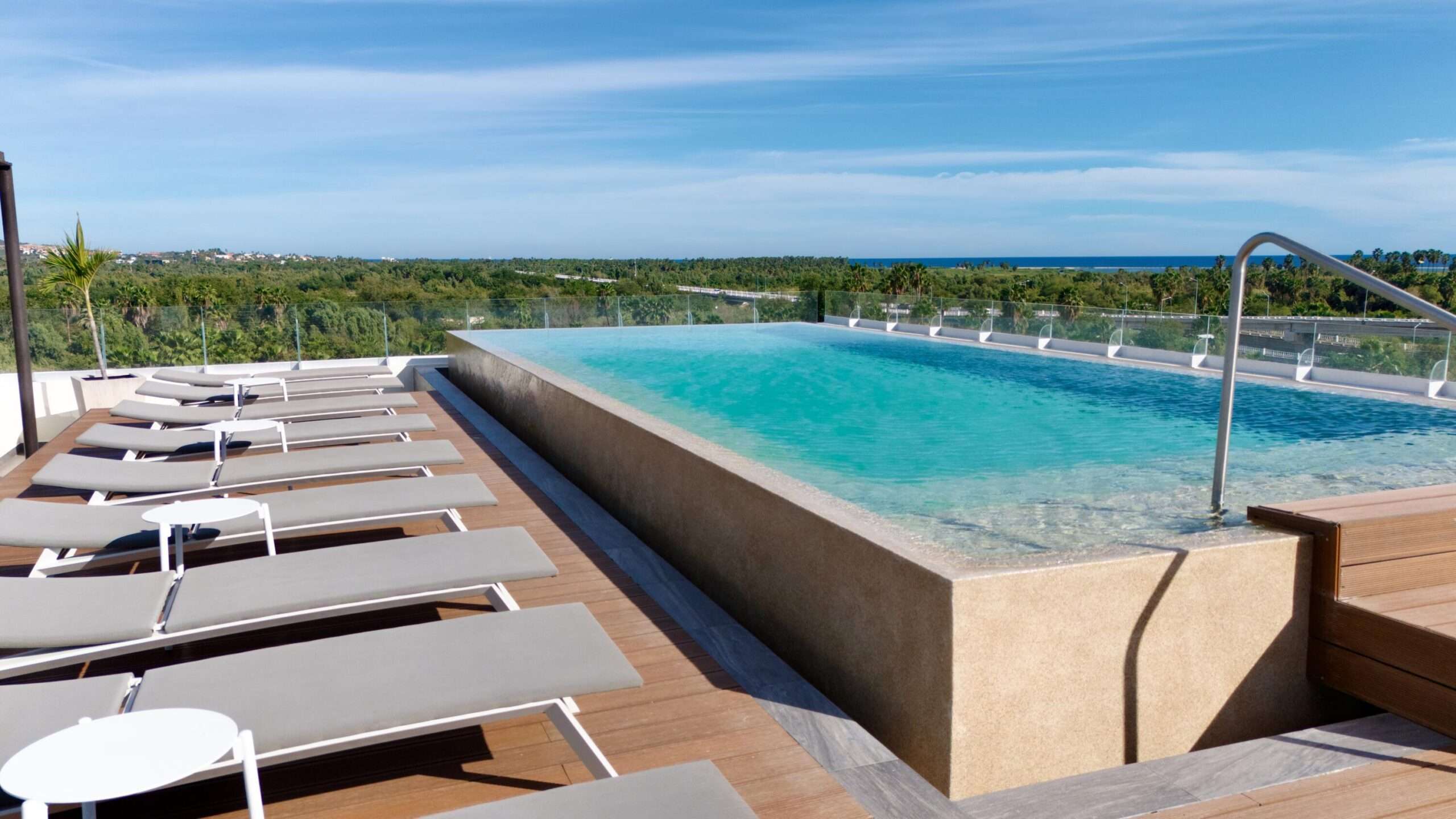 Los Cabos Cabo Costa VELA 101 GARDEN VILLAEnjoy comfortable coastal living in this brand-new 5 BD residence. Designed to combine modern architecture with magnificent for sale